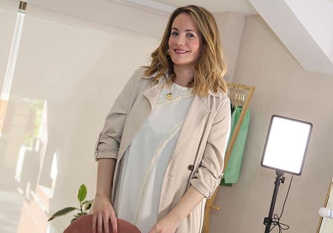 Teresa Tomu en su estudio de la calle Doctrinos en Valladolid.