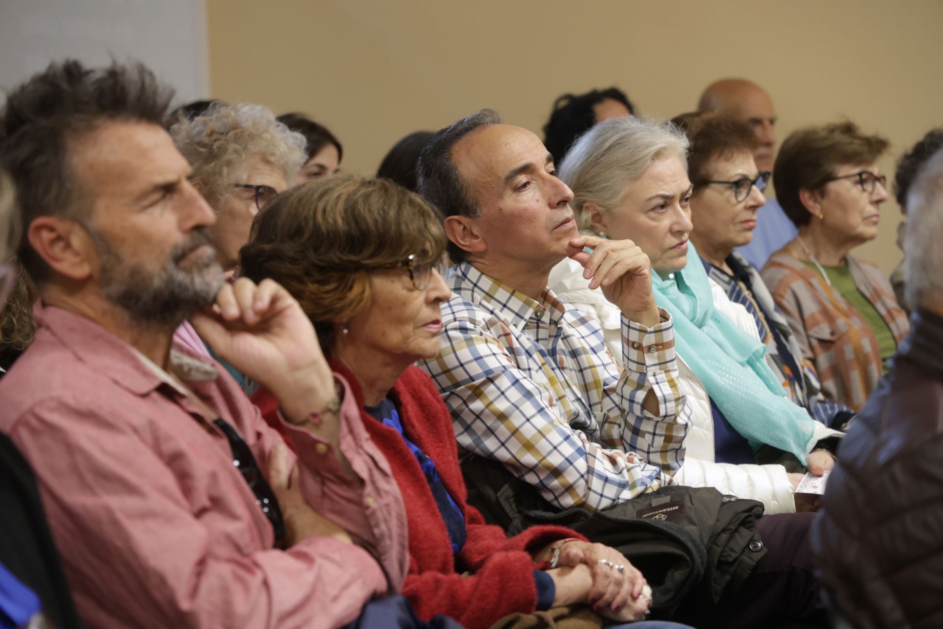 La inauguración de la sede de la religión bahá&#039;i en Valladolid, en imágenes
