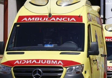 Tres jóvenes trasladados al hospital tras caer su coche de rally por un talud de seis metros en León