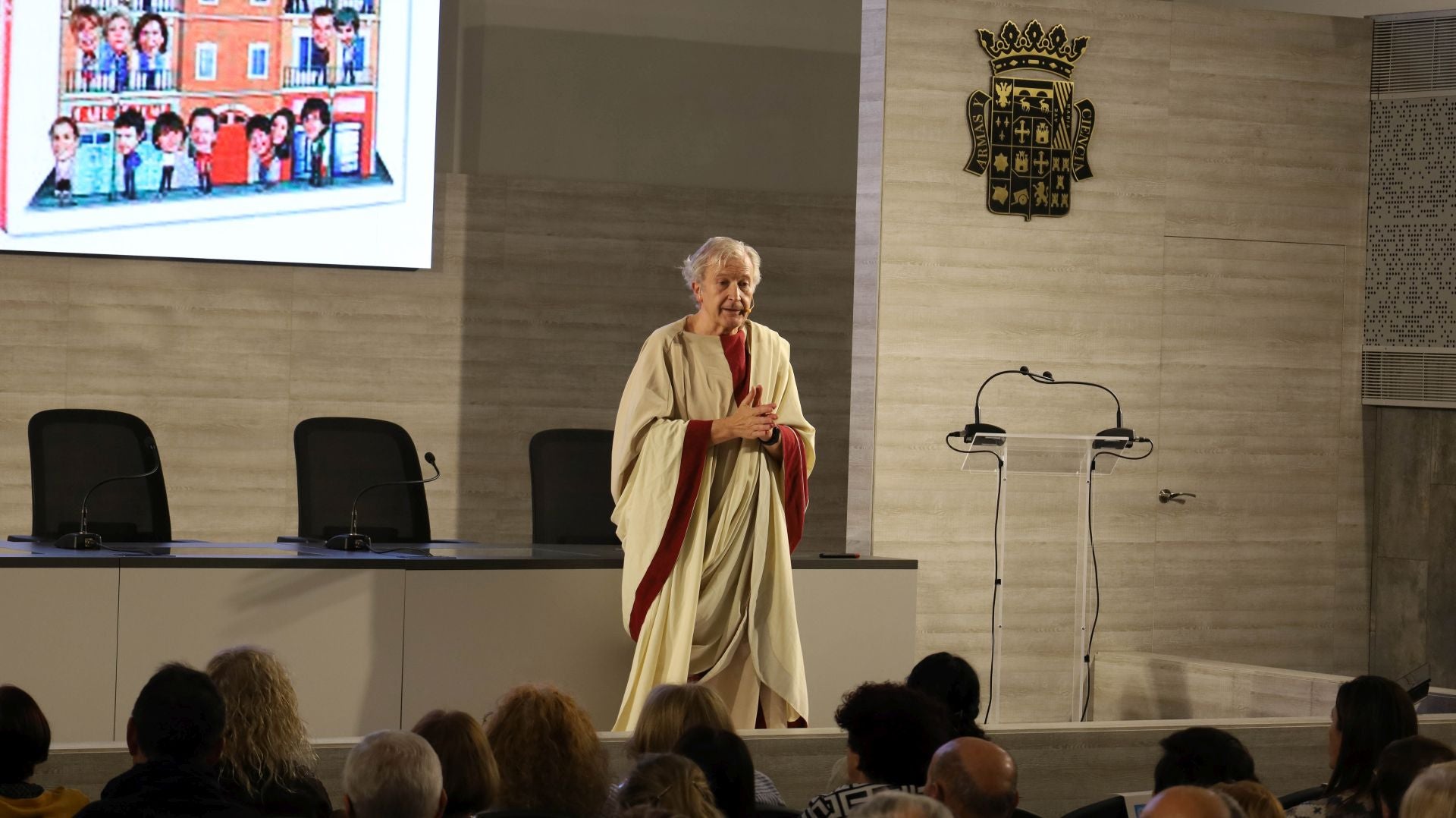 Emilio del Río llena de romanos el Centro Cultural Provincial de Palencia