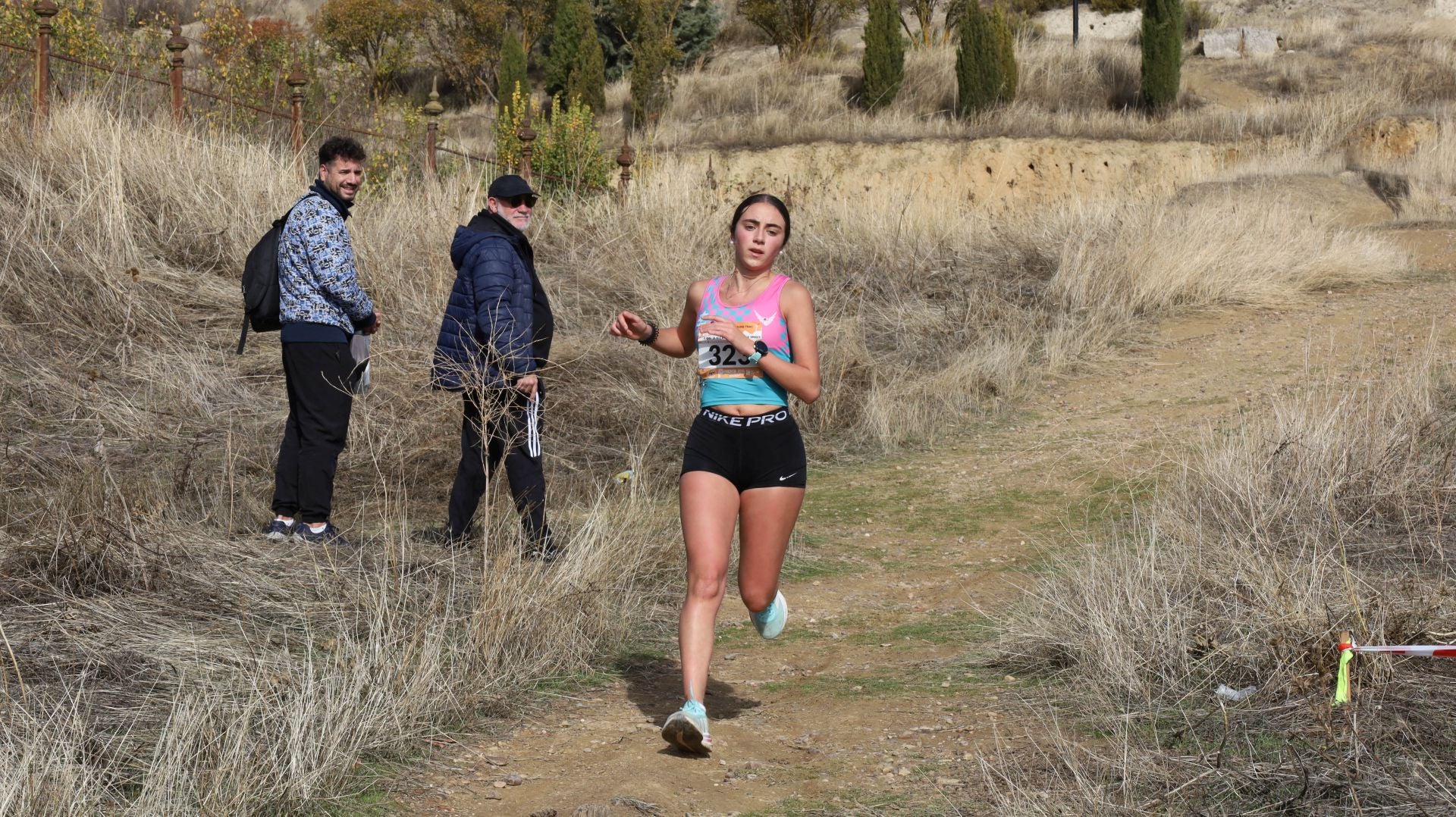 Doscientos atletas participan en el trail de Los Tres Cerros Palentinos