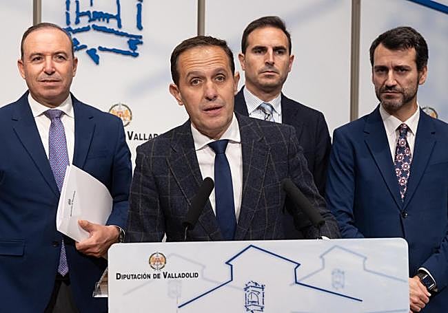 El presidente de la Diputación, Conrado Íscar, durante la intervención.