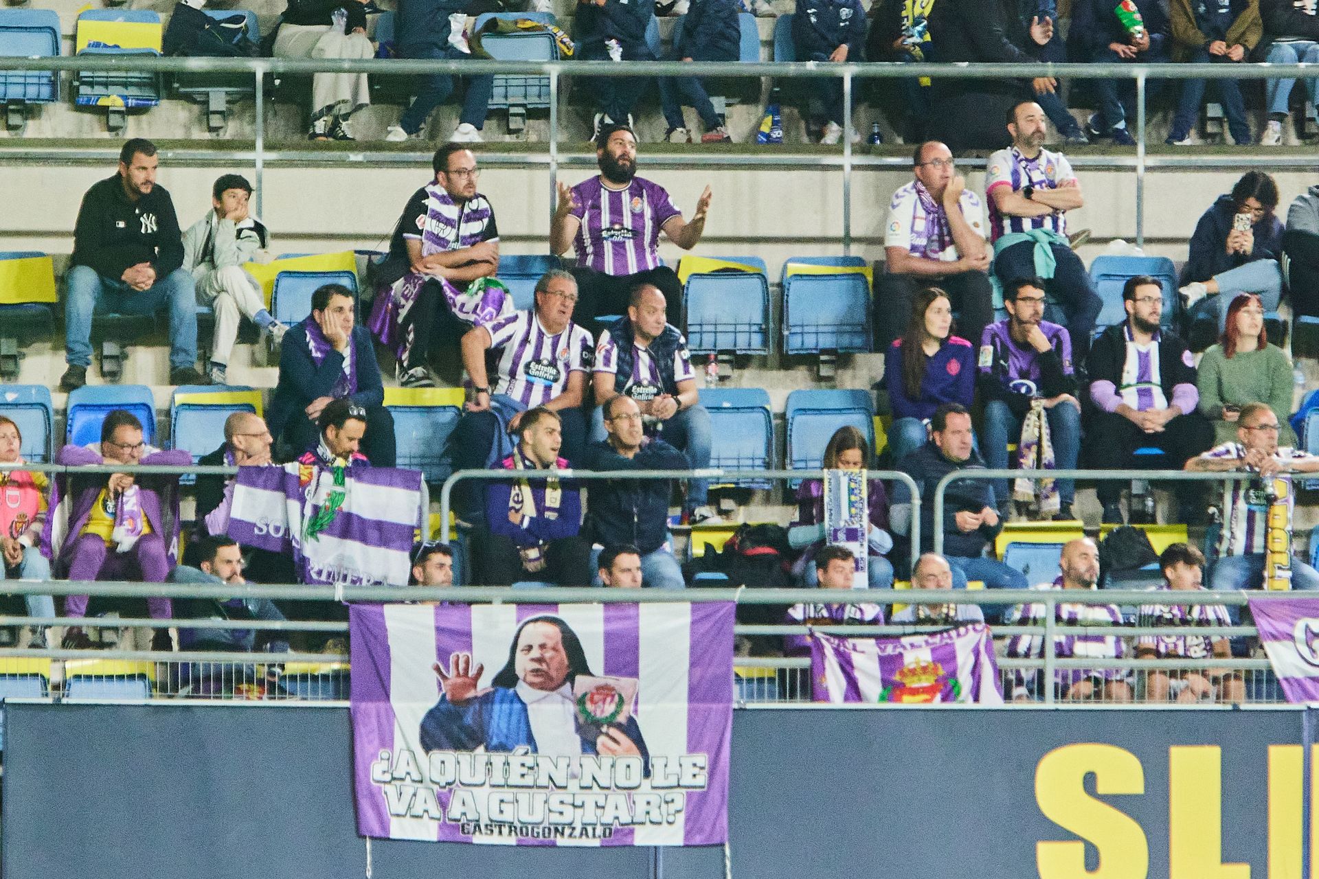 El partido entre el Cádiz y el Real Valladolid, en imágenes (1/2)