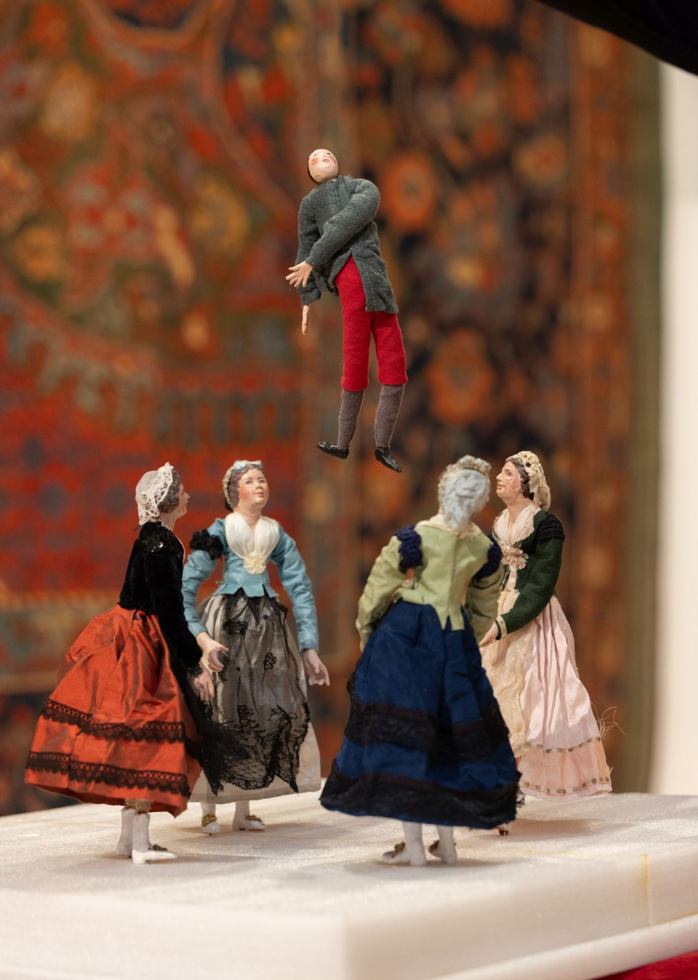 Recreación de 'El pelele', cuadro de Francisco de Goya, elaborado por Carmen Alonso-Pimentel para el Belén Napolitano que se instalará en el Museo de San Joaquín y Santa Ana.