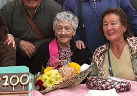 Momento de celebración en la residencia Rosal del Atrio.
