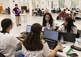 Un grupo de participantes durante la jornada.