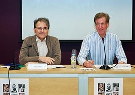Pedro Ojeda, coordinador de Valladolid Letraherido, y José Ignacio de Uribe, gerente de la Fundación Municipal de Cultura, durante la presentación.