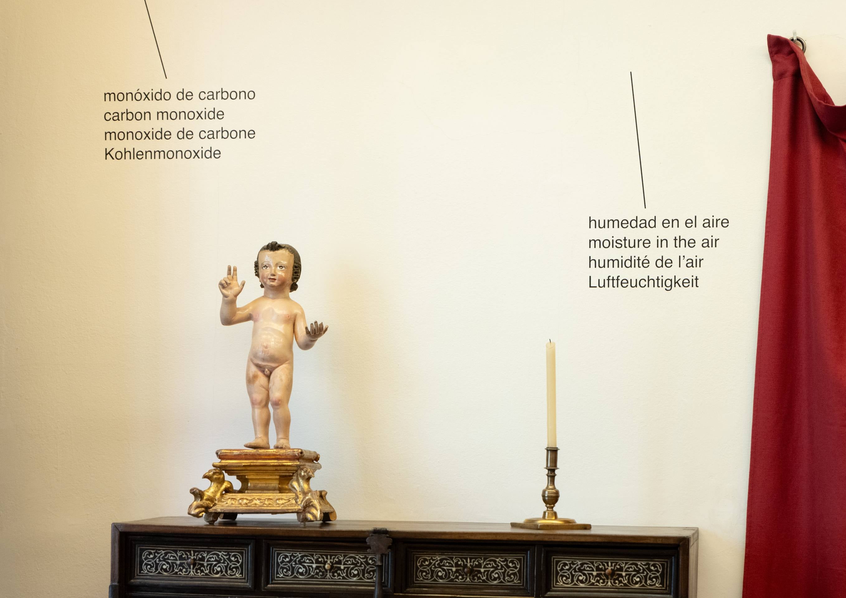 La exposición de Ignasi Aballí en la Casa de Cervantes, en imágenes