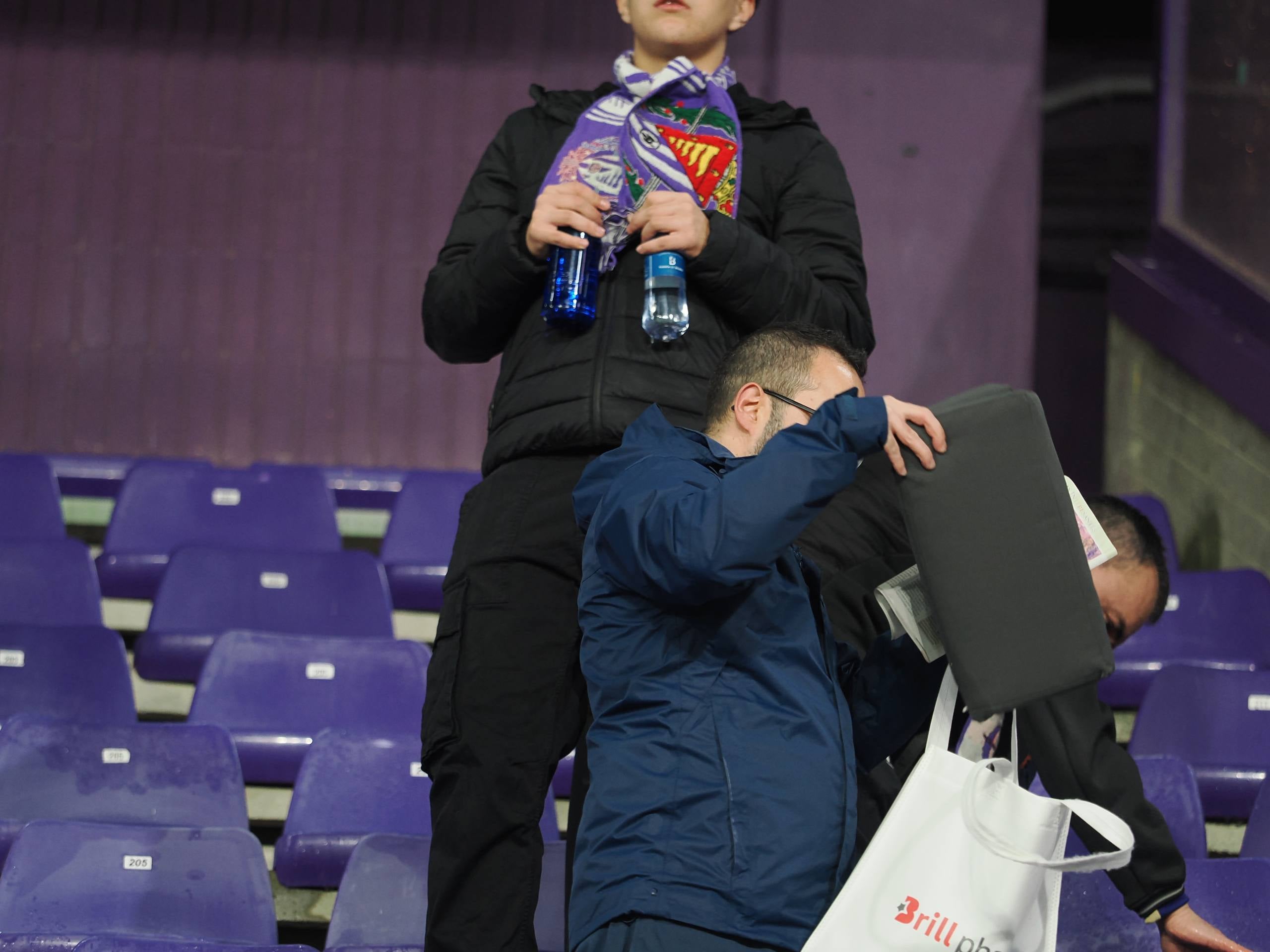 Búscate en la grada del estadio José Zorrilla (4/5)