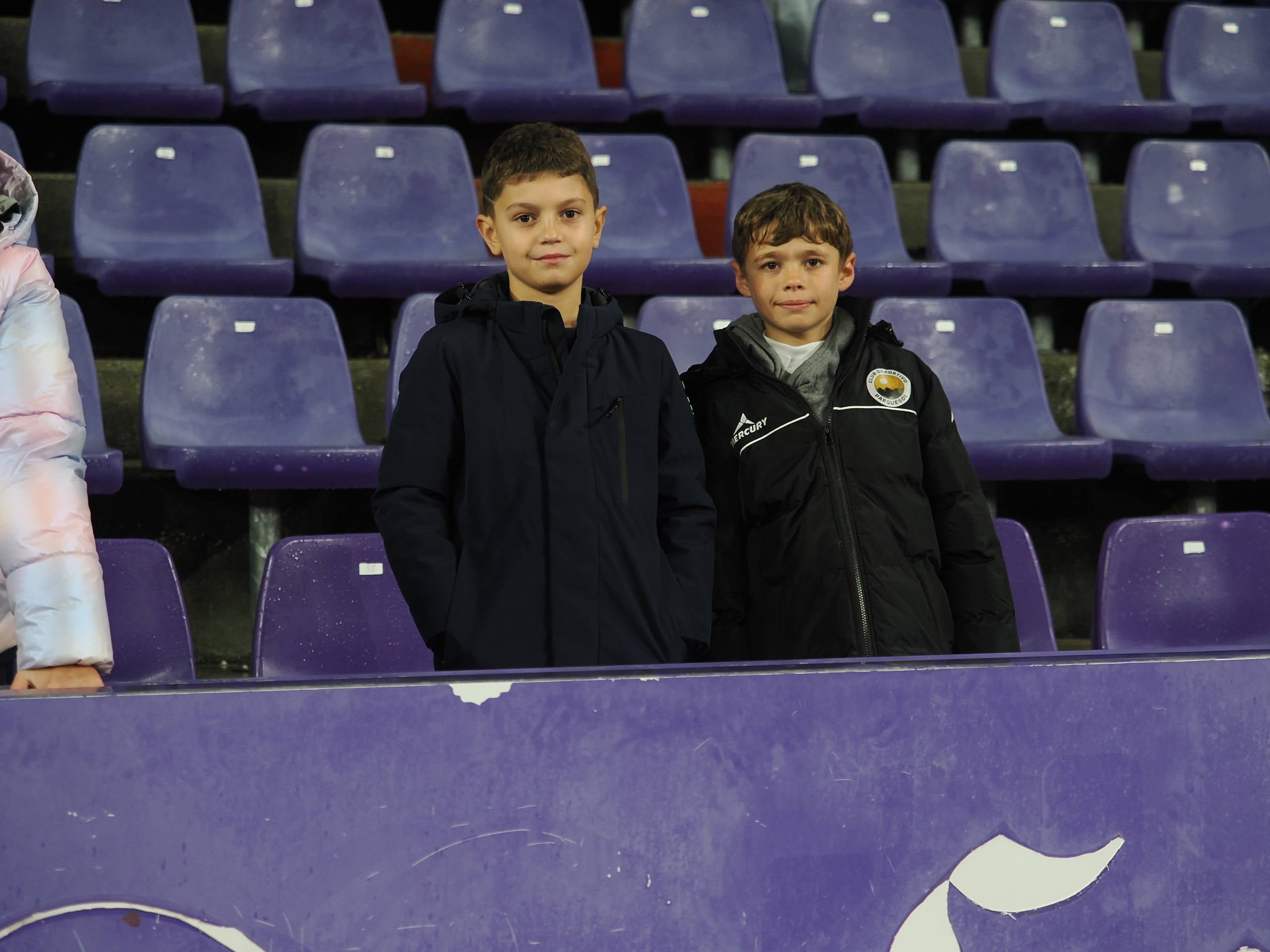 Búscate en la grada del estadio José Zorrilla (1/5)