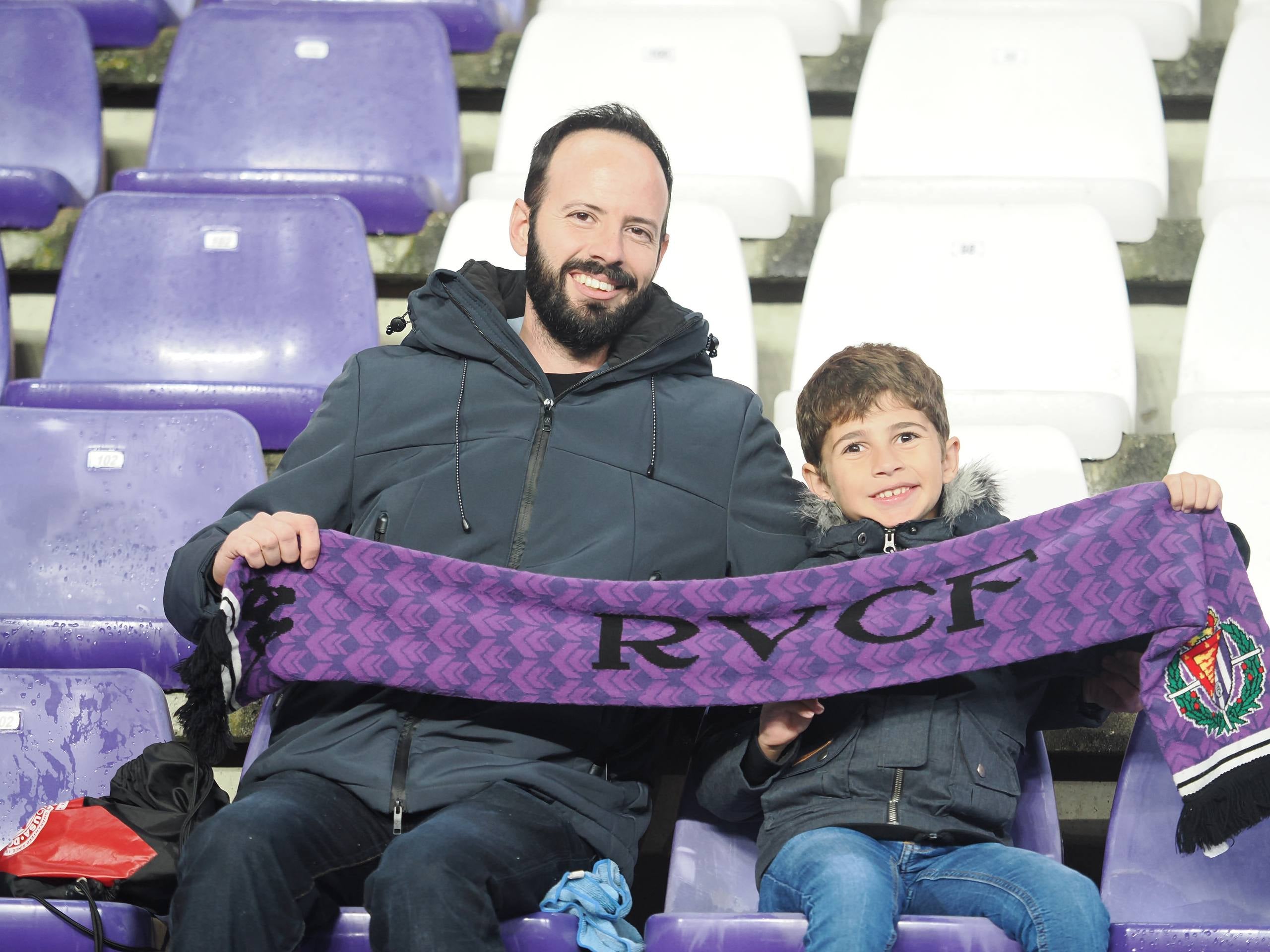 Búscate en la grada del estadio José Zorrilla (3/5)