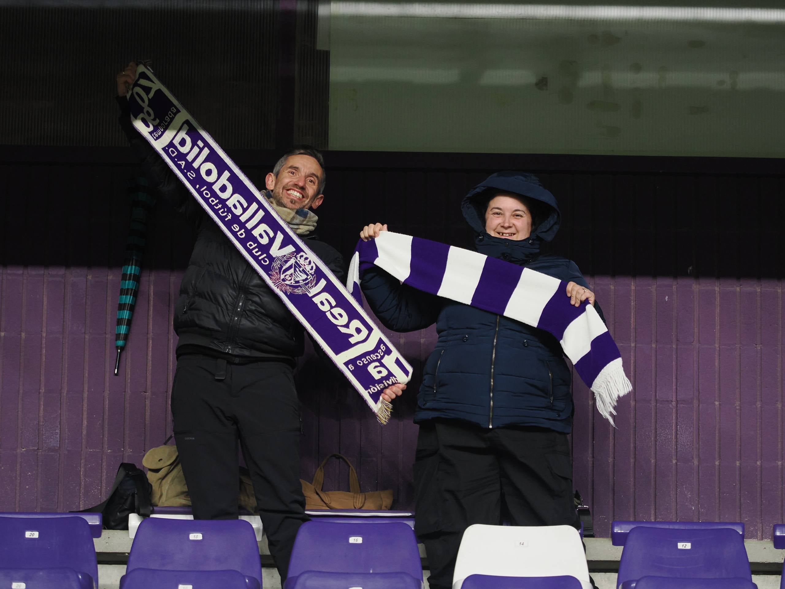 Búscate en la grada del estadio José Zorrilla (3/5)