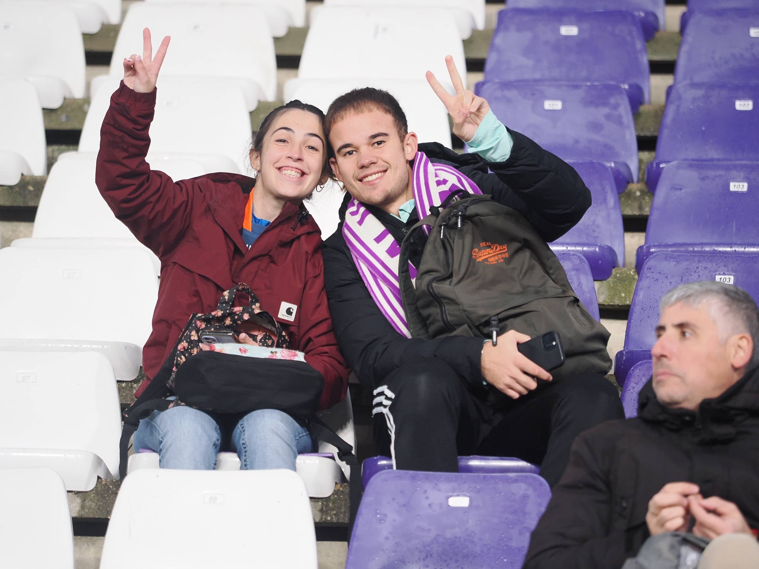 Búscate en la grada del estadio José Zorrilla (4/5)