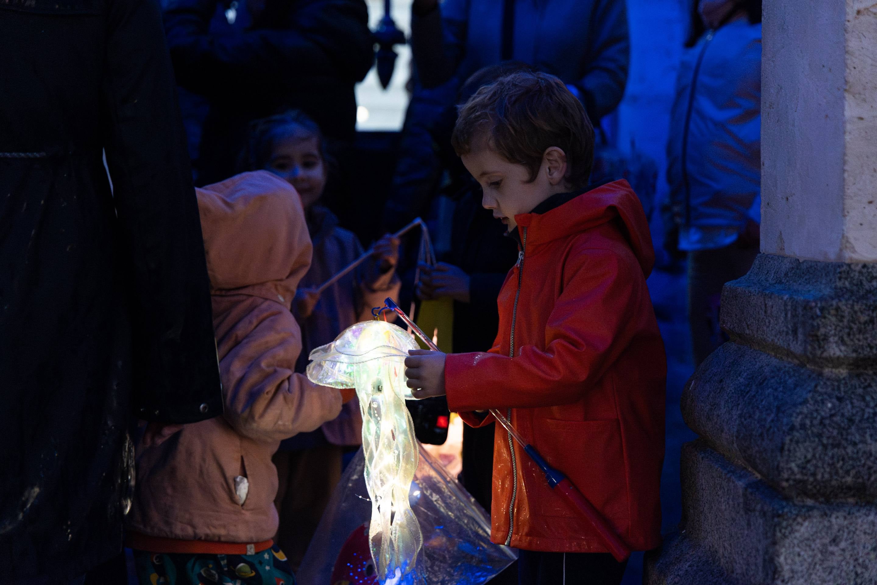 Las imágenes de los farolillso de Sankt Martin en la Plaza Mayor
