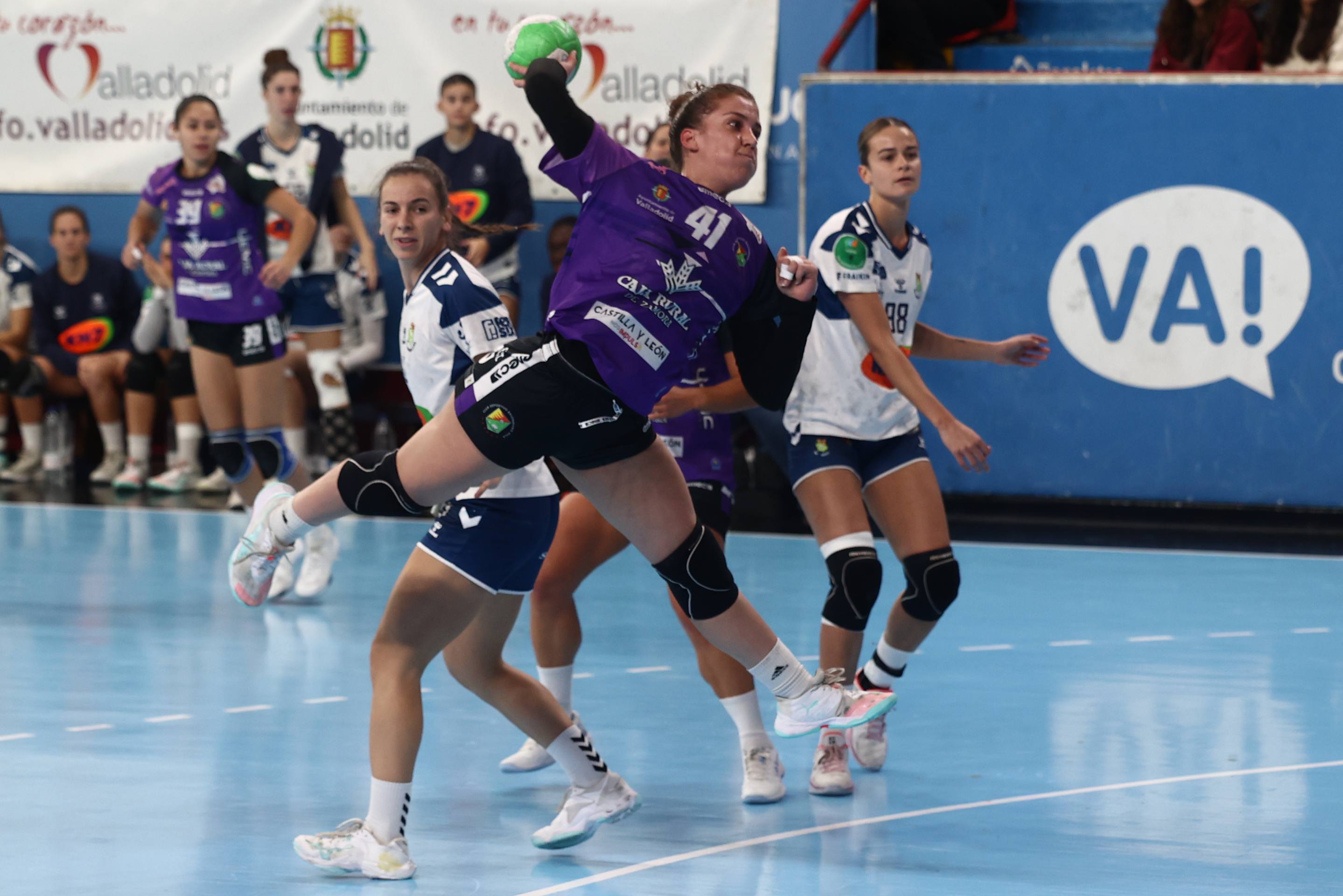 Las imágenes de la derrota del Aula ante Granollers