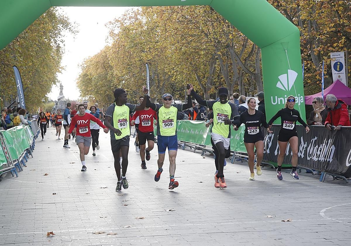 Búscate en la IX Carrera de Empresas de El Norte (9/13)