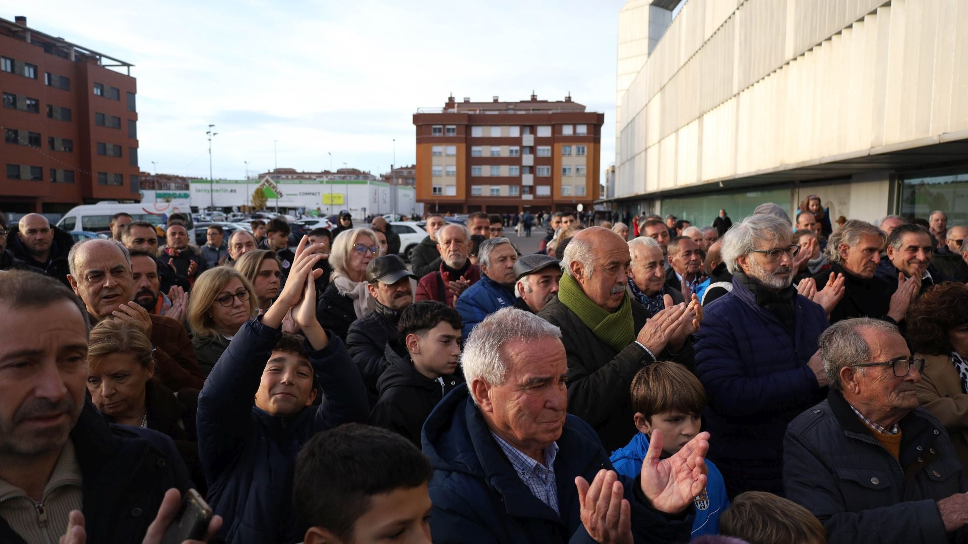 Palencia homenajea a José Mario Cano López