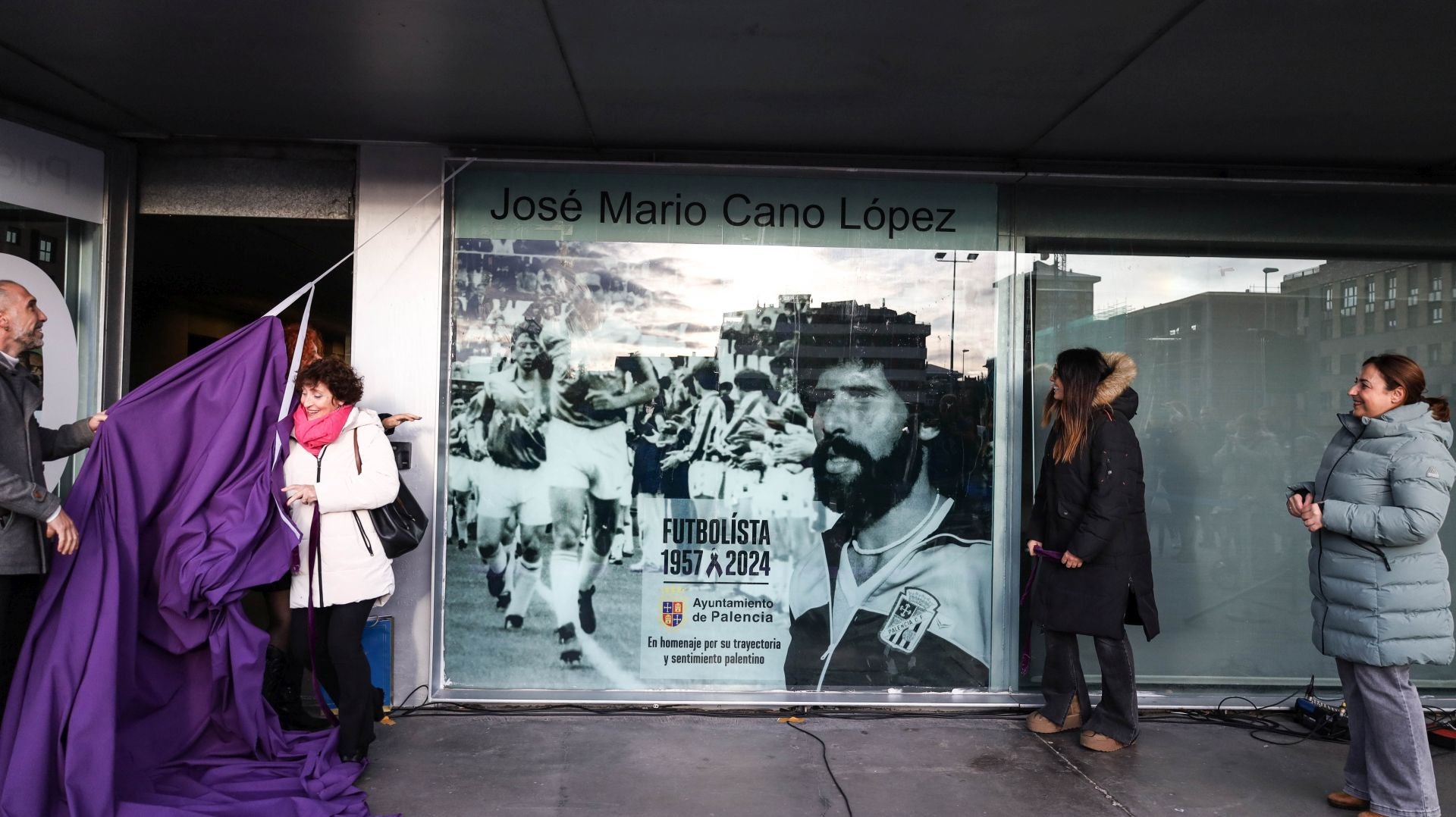 Palencia homenajea a José Mario Cano López