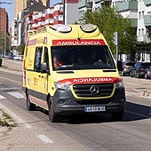 Imagen de archivo de una ambulancia en Valladolid.