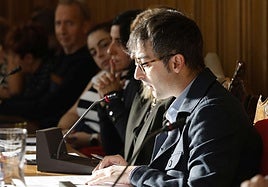 El portavoz de IU-Podemos, Rodrigo San Martín.
