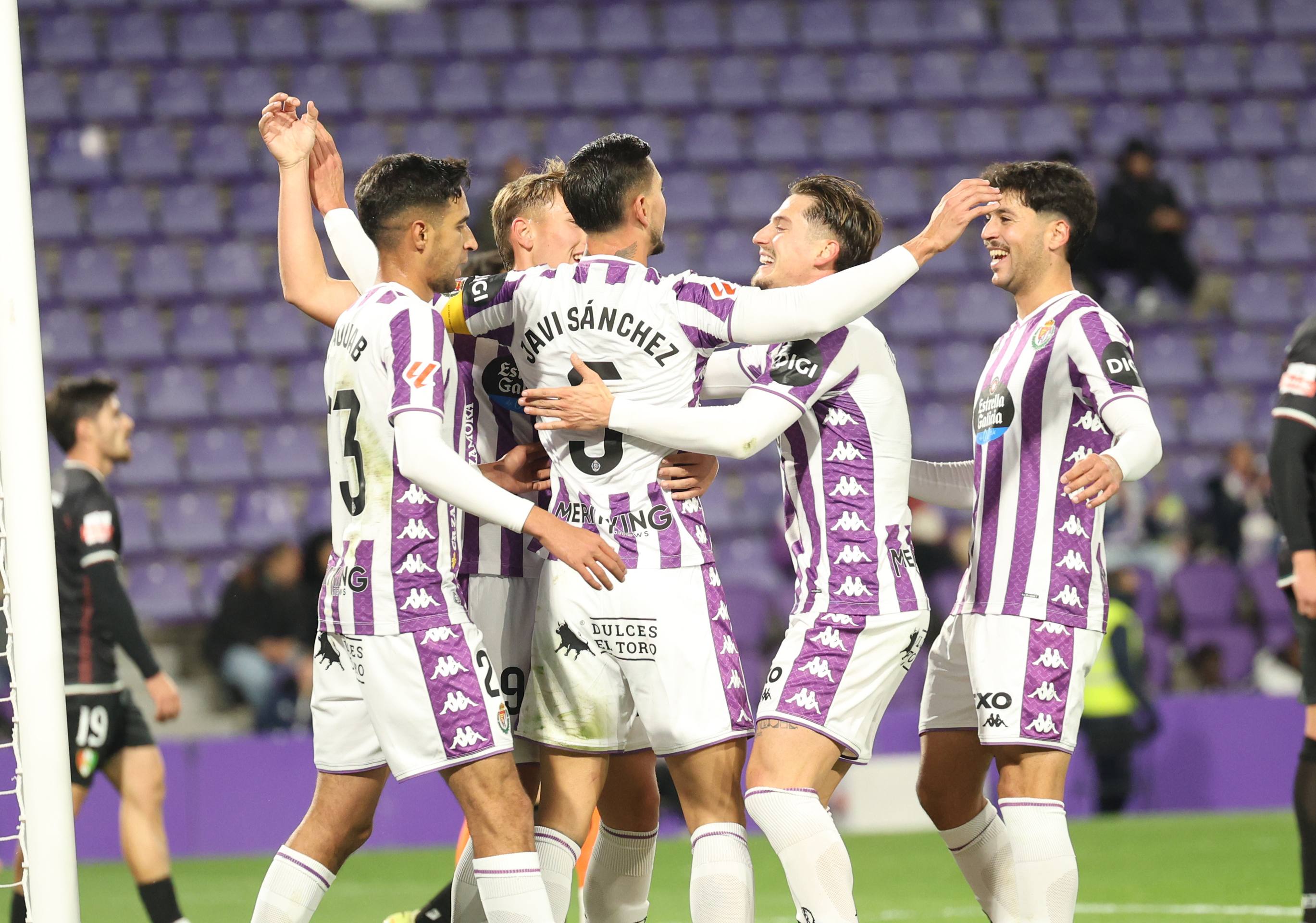 La derrota del Pucela ante el Estrela Amadora, en imágenes