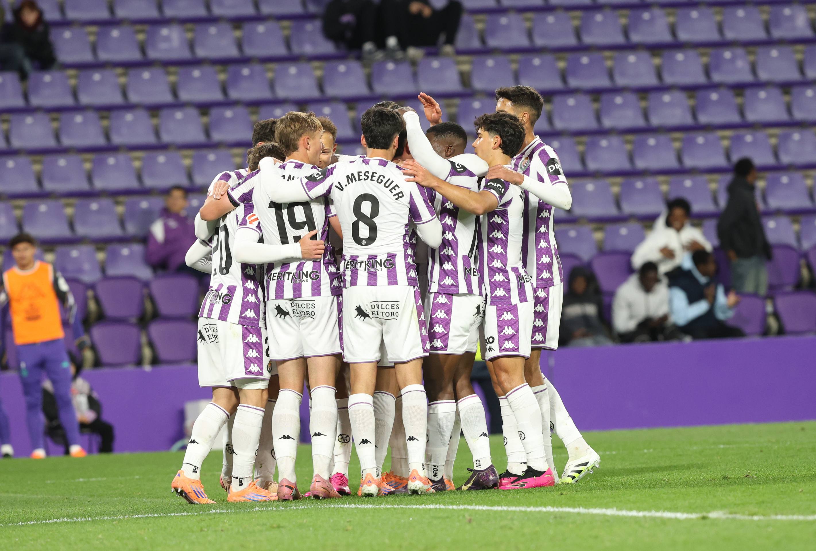 La derrota del Pucela ante el Estrela Amadora, en imágenes