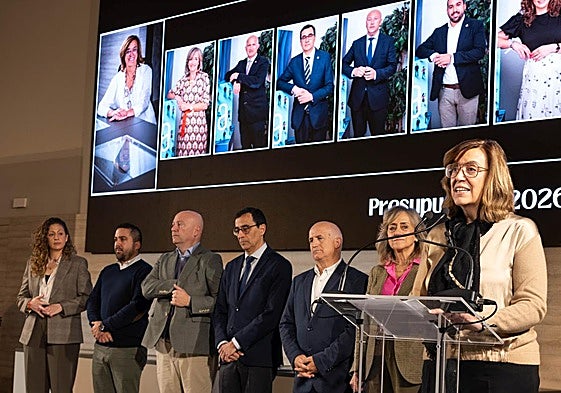 Armisén abre este viernes la presentación del presupuesto, acompañada de los diputados de su equipo.
