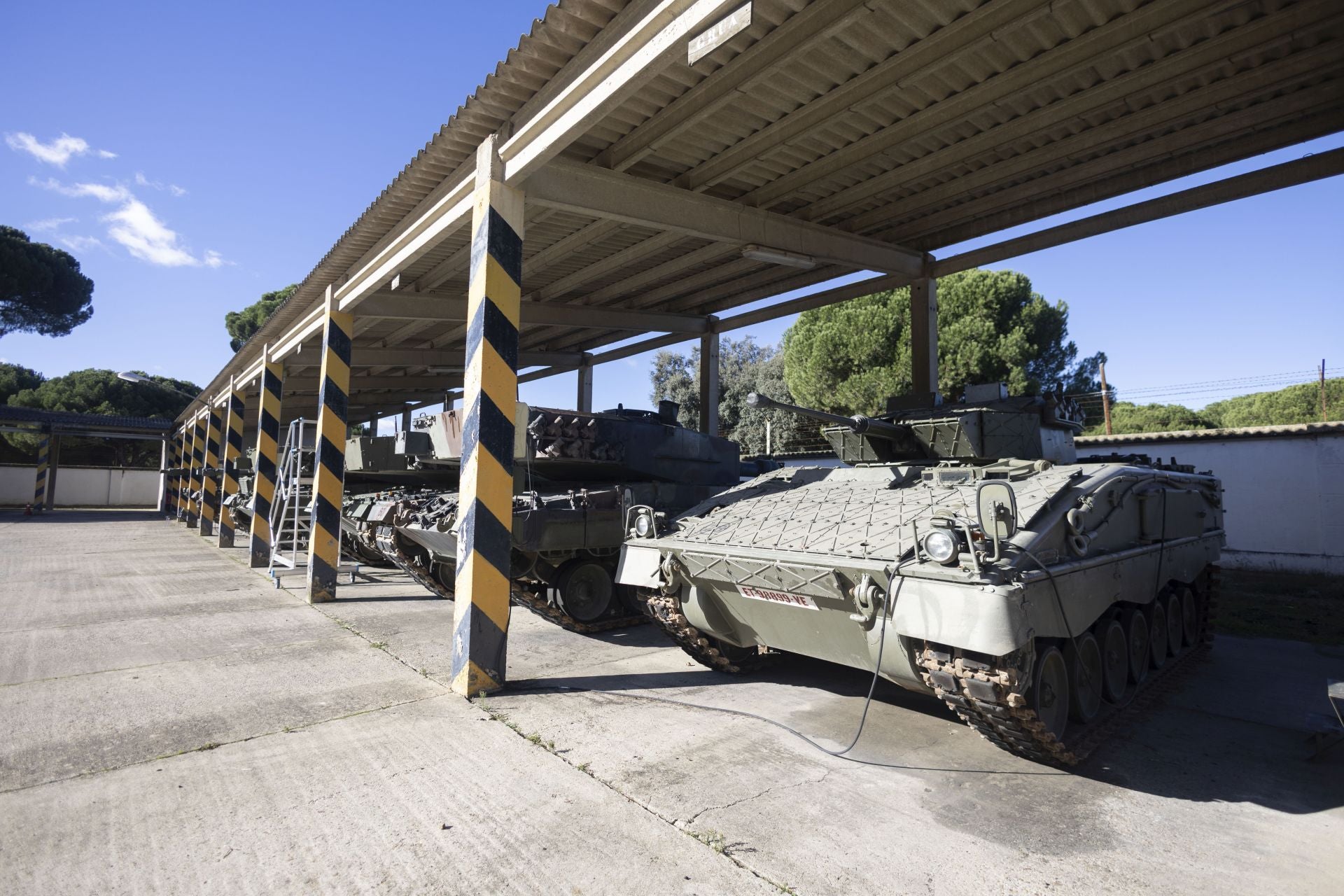 Las imágenes de la formación militar en Valladolid, que celebra el 175 aniversario de la academia