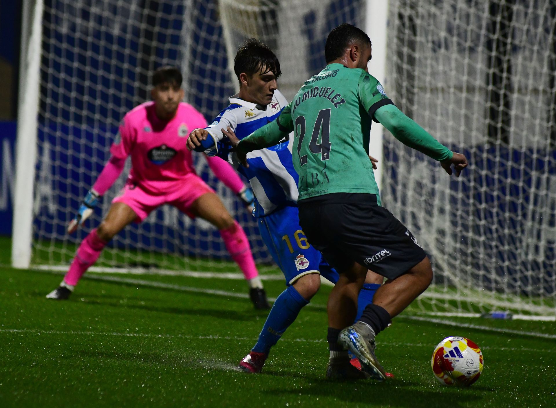 Pau Miguélez, durante el partido ante el Fabril.