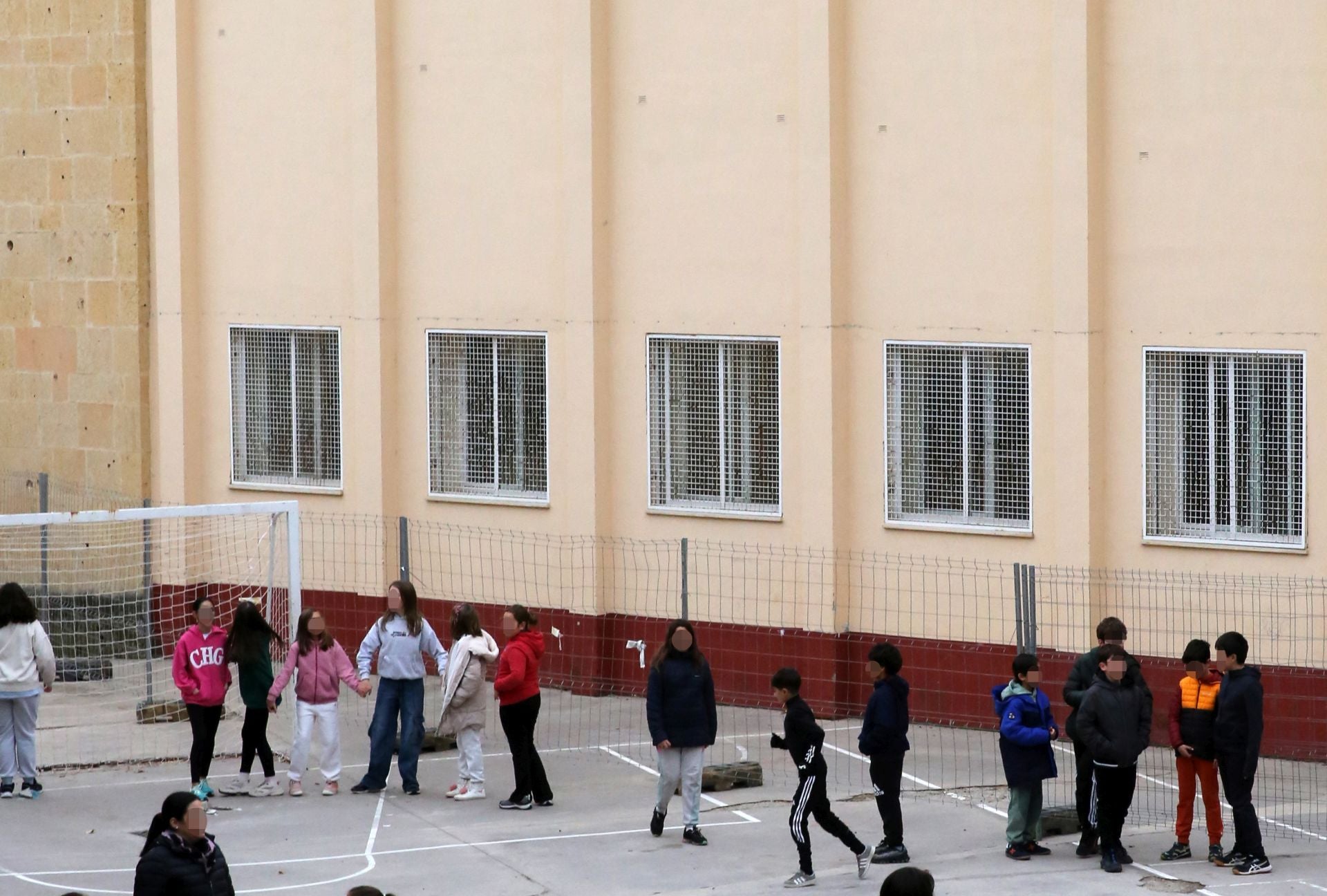 Protesta de los padres de La Aneja
