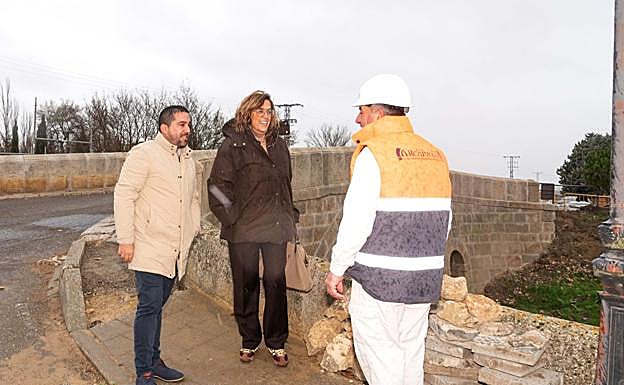 La presidenta de la Diputación, con el alcalde de Becerril, visita este lunes la obra.