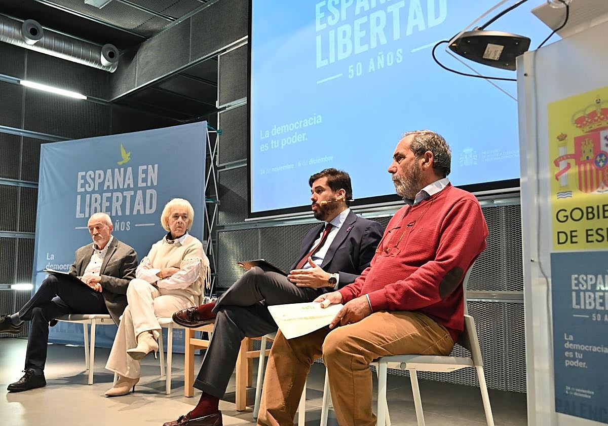 Pablo García Colmenares, Martina de la Torre, Eduardo Santiago y Manuel Torio, en las jornadas en Lecràc.