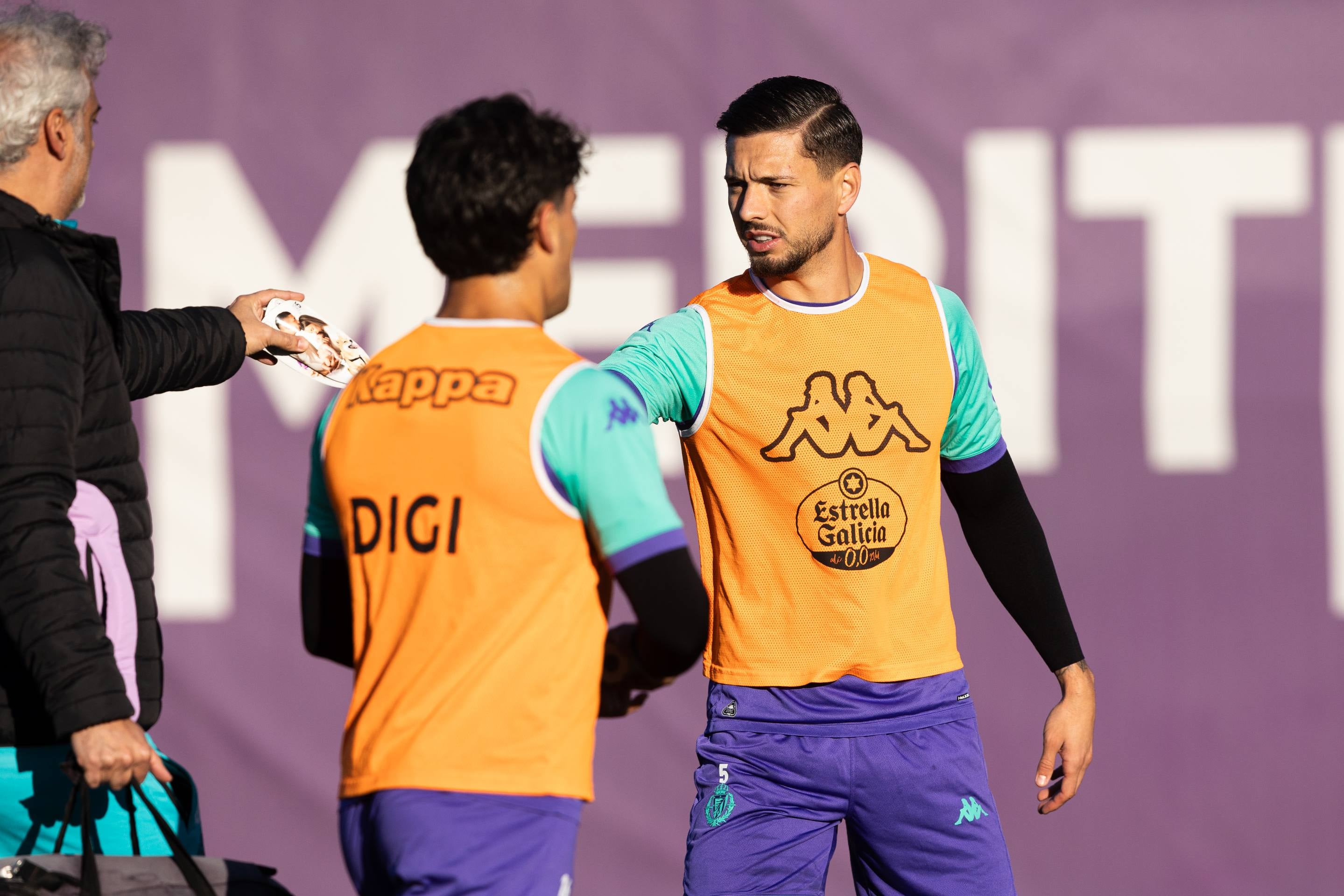 El entrenamiento del Pucela tras la derrota en Anoeta, en imágenes