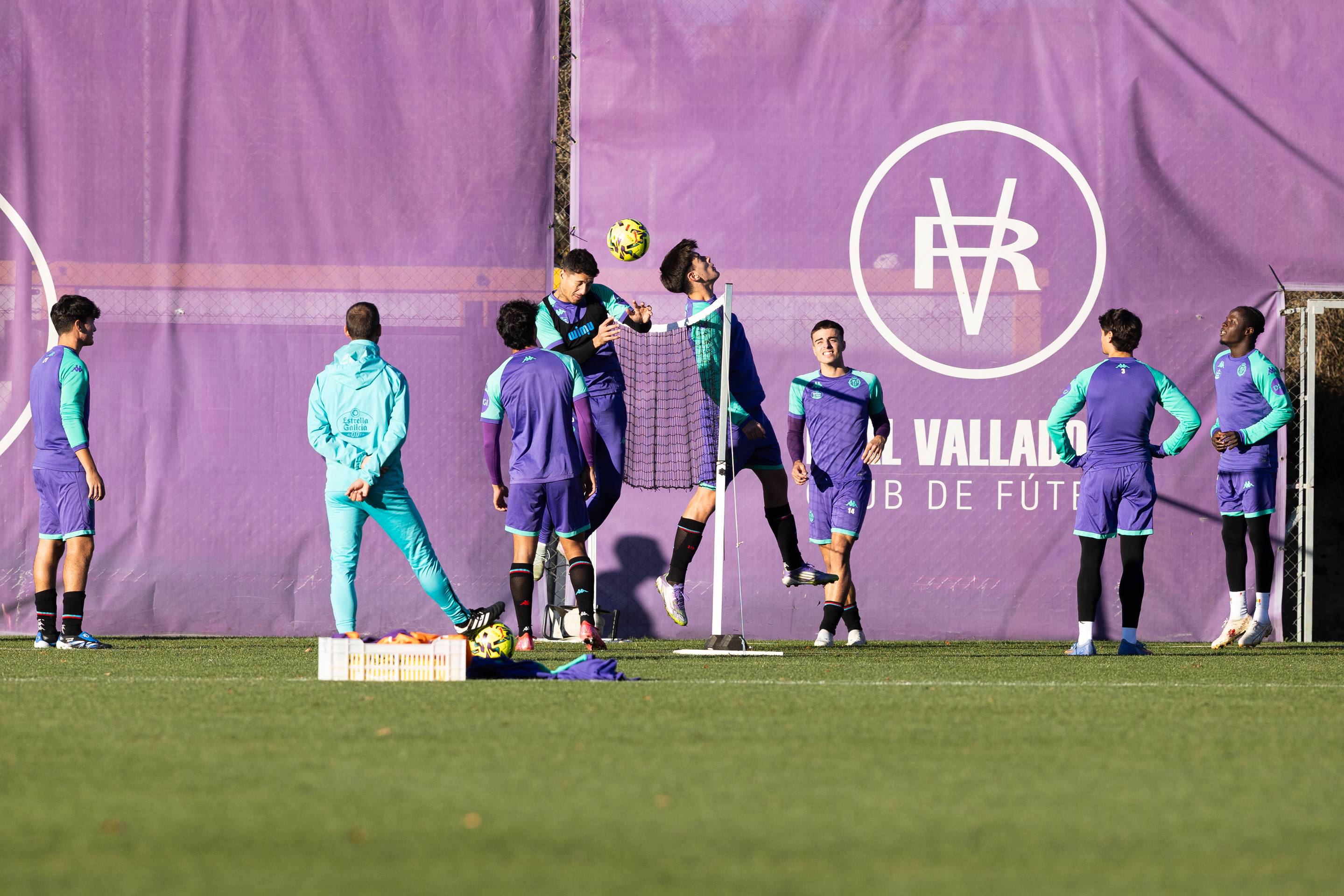 El entrenamiento del Pucela tras la derrota en Anoeta, en imágenes