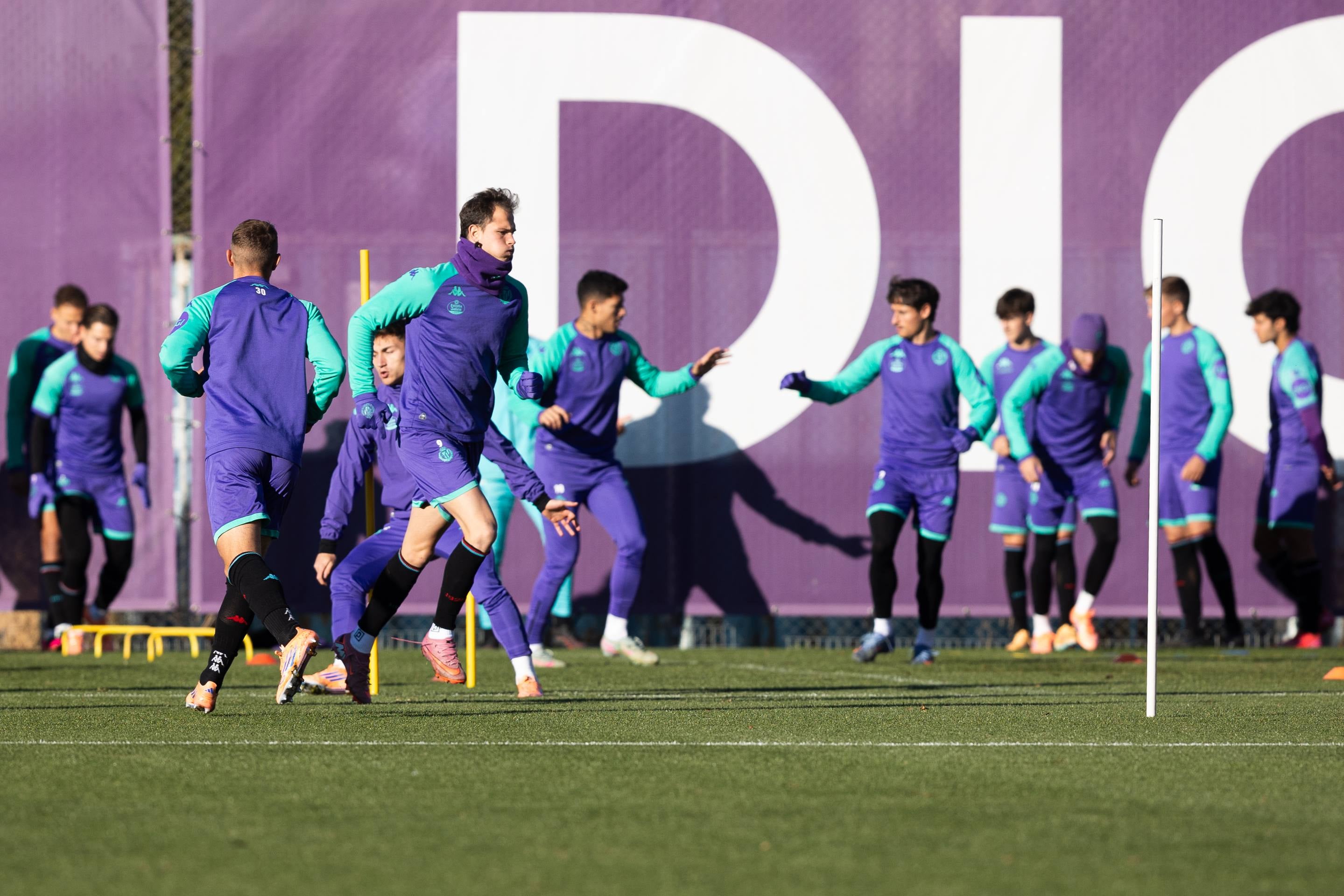 El entrenamiento del Pucela tras la derrota en Anoeta, en imágenes
