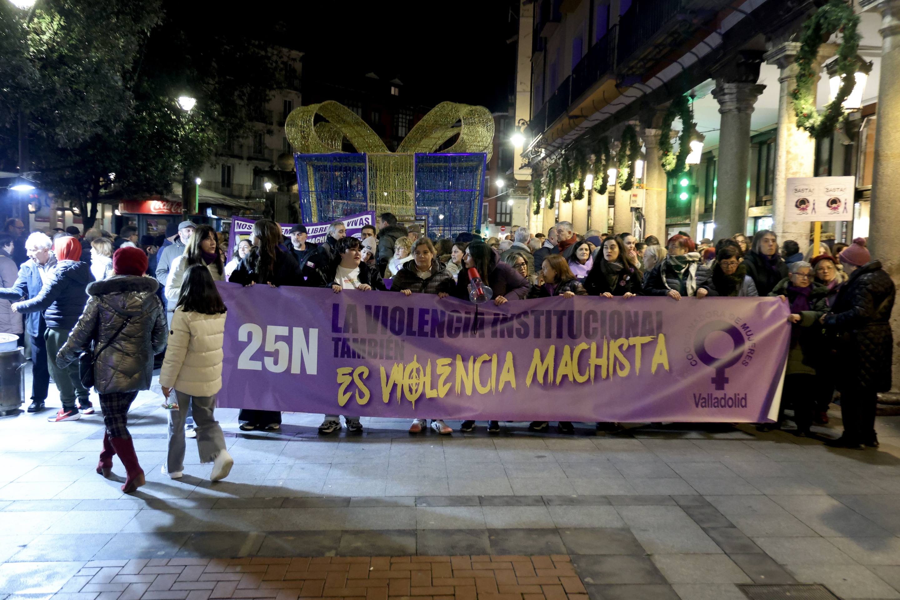Las reivindicaciones por el 25N en Valladolid, en imágenes