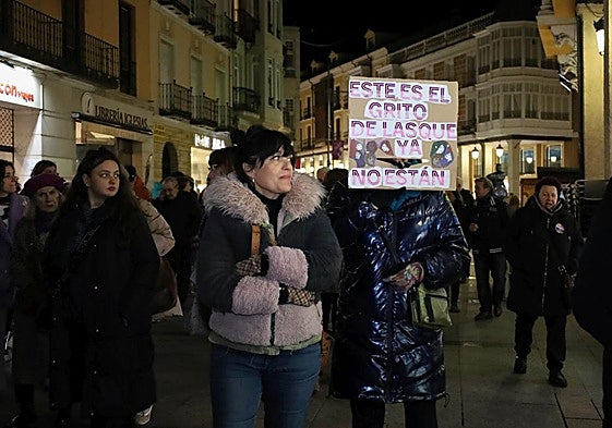 Manifestación por el 25N, este martes en la Calle Mayor.