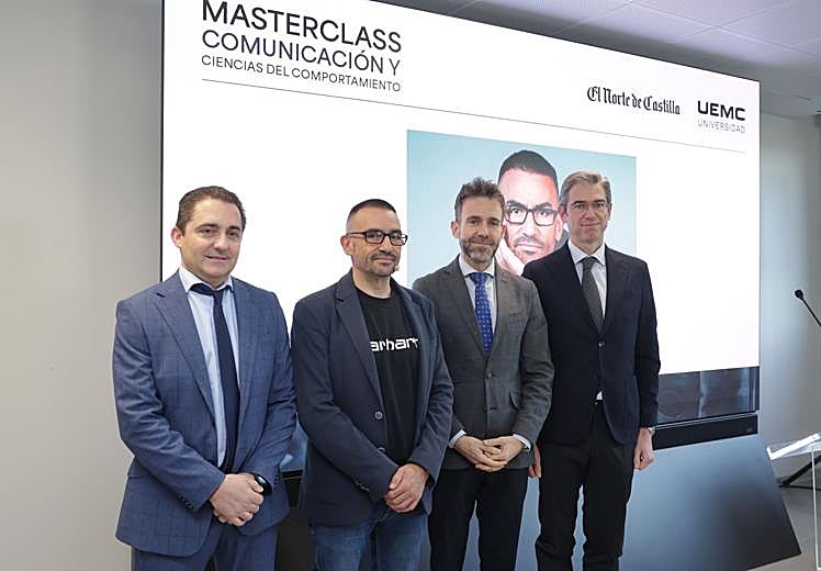 Ricardo Vivas, profesor de Criminología de la UEMC; Juan Manuel García 'Pincho', ponente; David García, rector de la UEMC y Jesús Zarzuela, consejero delegado de la UEMC.