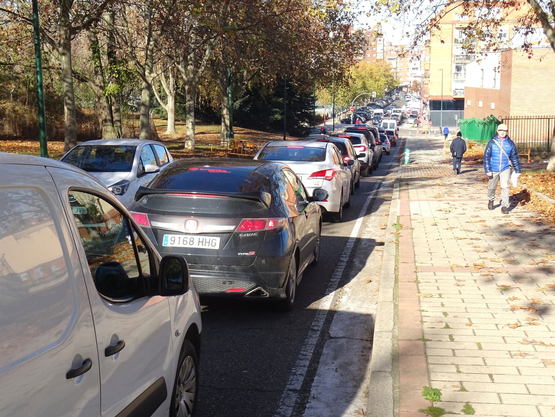 Los cortes de tráfico en la avenida Juan Carlos I con Villabáñez, en imágenes