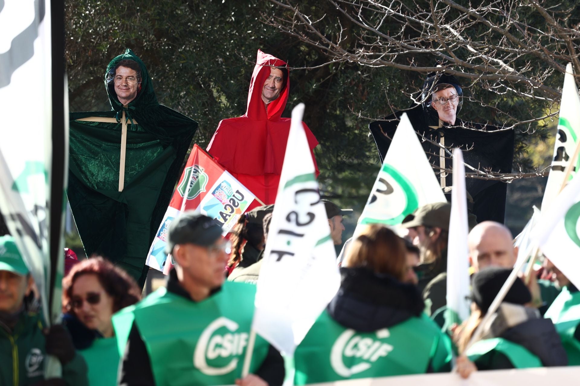 Protesta contra el decreto ley sobre el operativo de incendios presentado por la Junta de Castilla y León