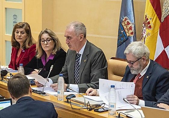 Pleno del Ayuntamiento de Segovia celebrado este viernes.