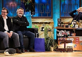 Javier Cercas y Eduard Fernández, en 'La Revuelta'.