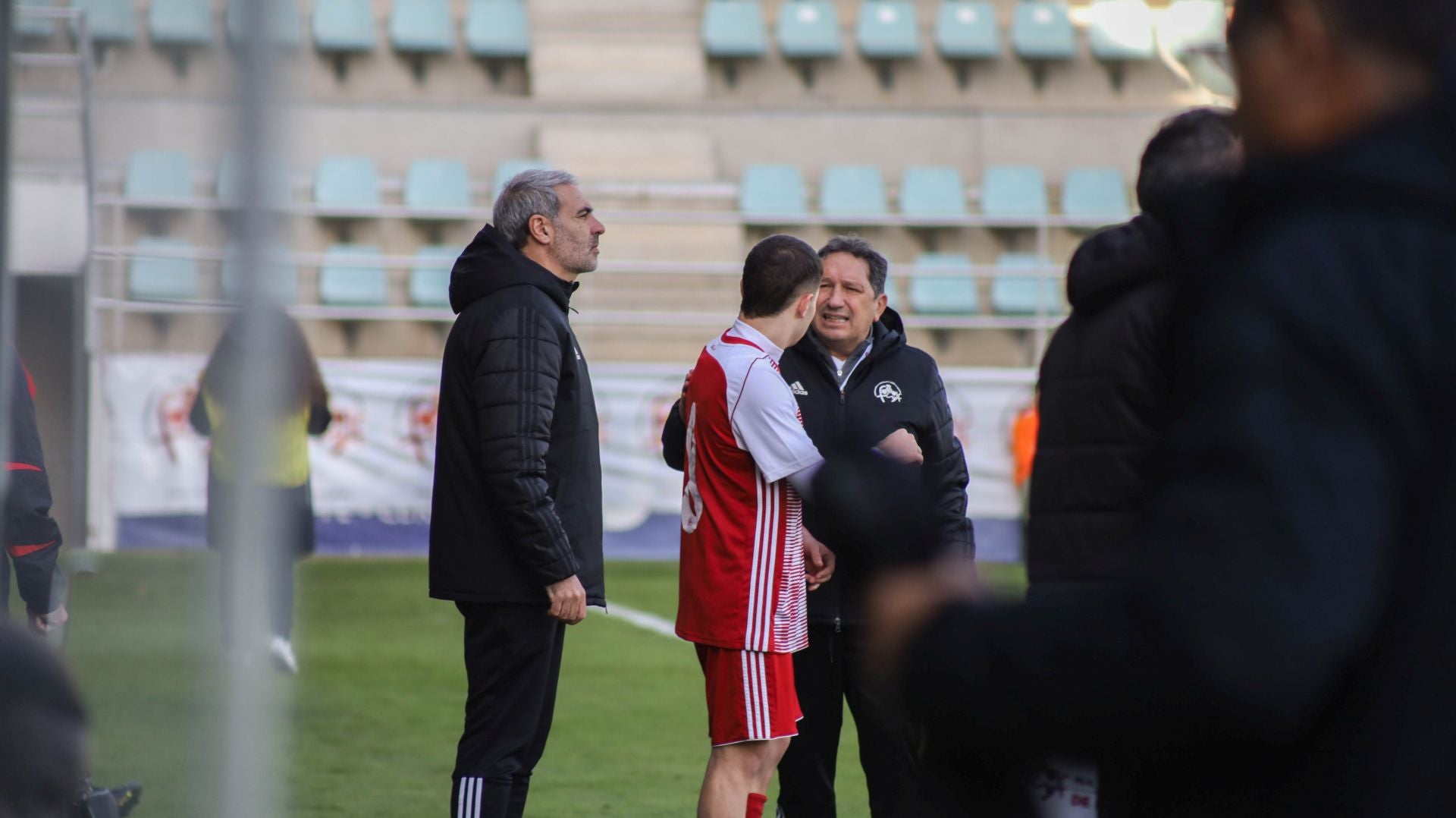 Eusebio Sacristán vuelve a los banquillos con derrota en su debut con Castilla y León