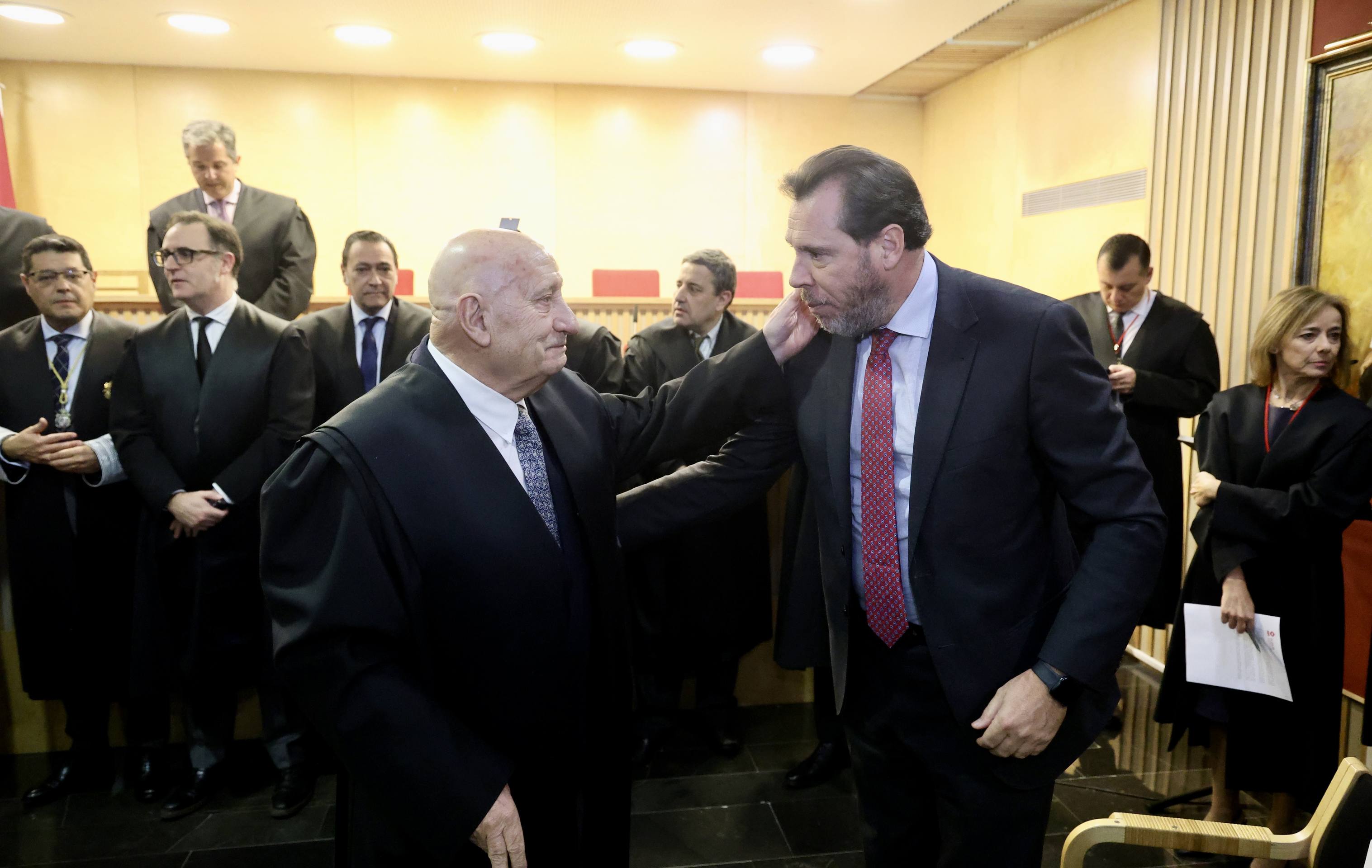 La entrega de insignias del Colegio de la Abogacía de Valladolid, en imágenes