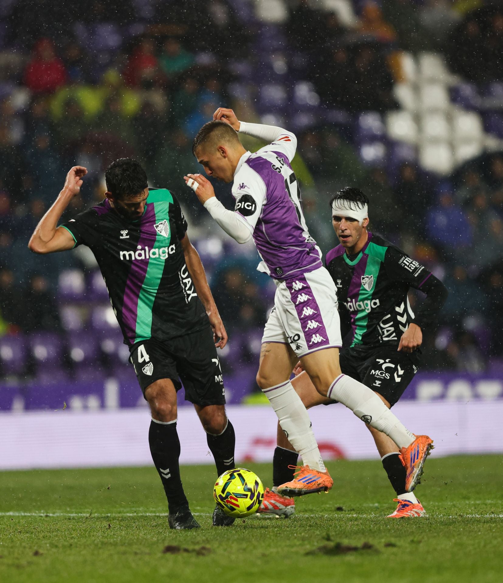 El partido del Real Valladolid contra el Málaga, en imágenes