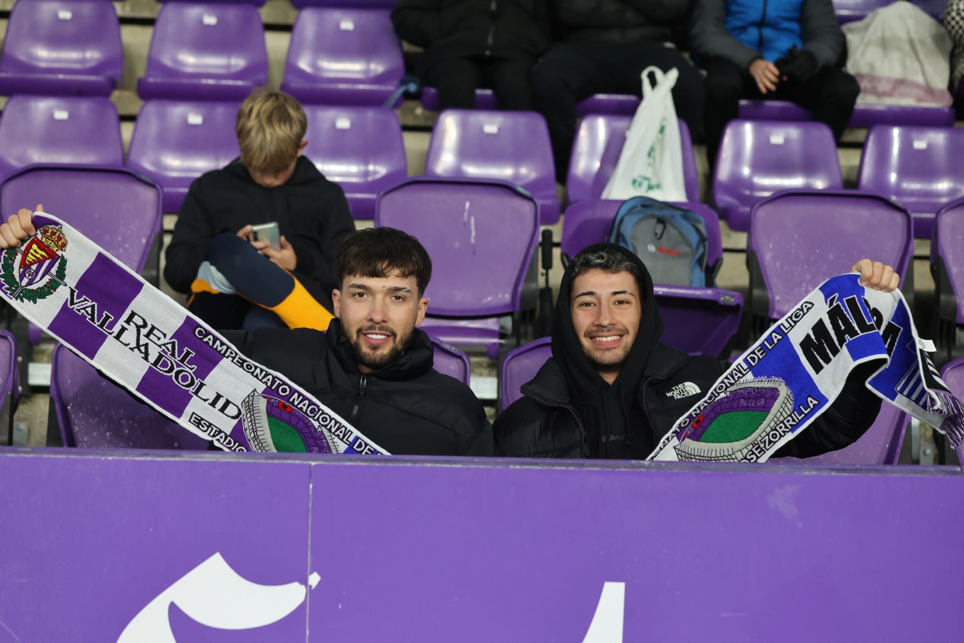 Búscate en la grada del estadio José Zorrilla (2/4)