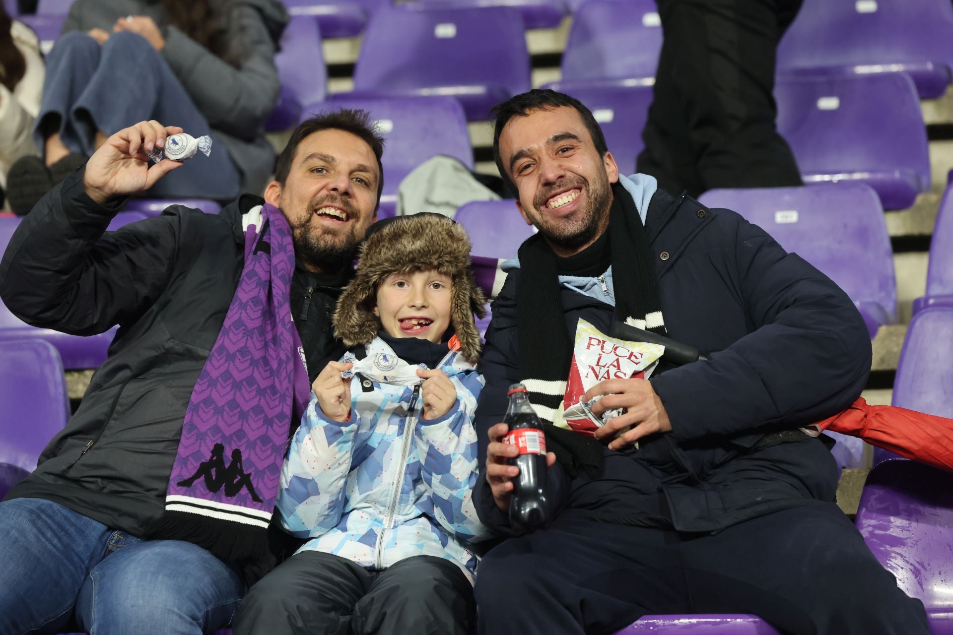 Búscate en la grada del estadio José Zorrilla (2/4)