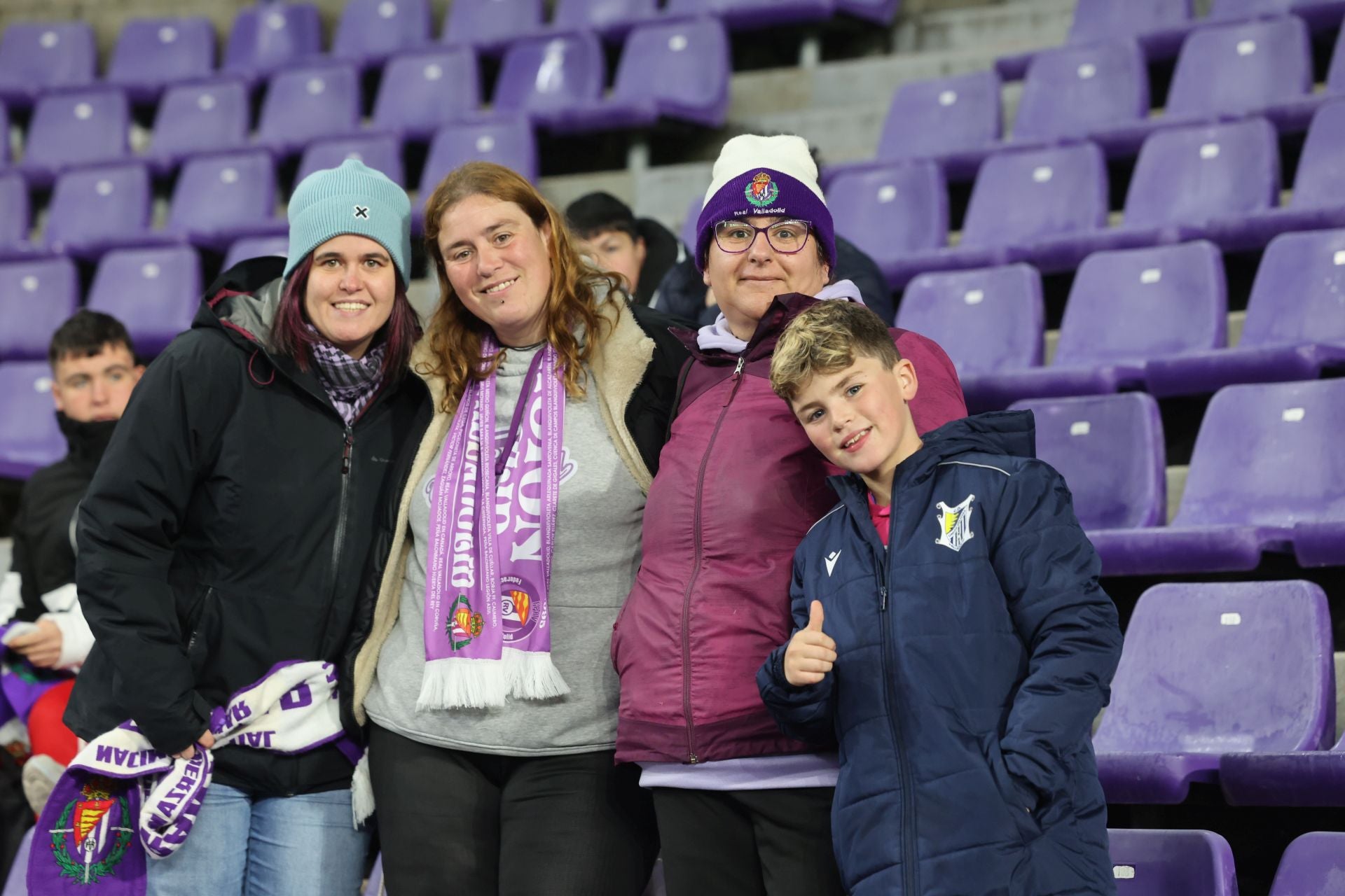 Búscate en la grada del estadio José Zorrilla (3/4)