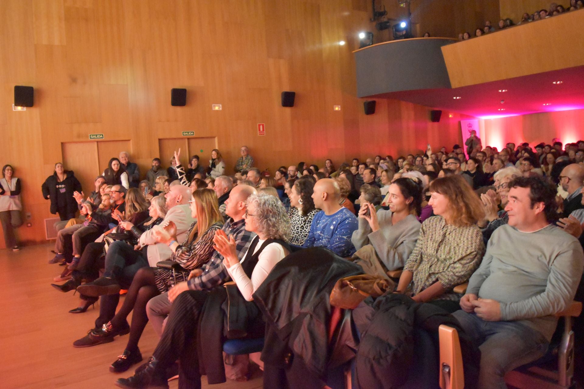 Aguilar se rinde a Luis Zahera