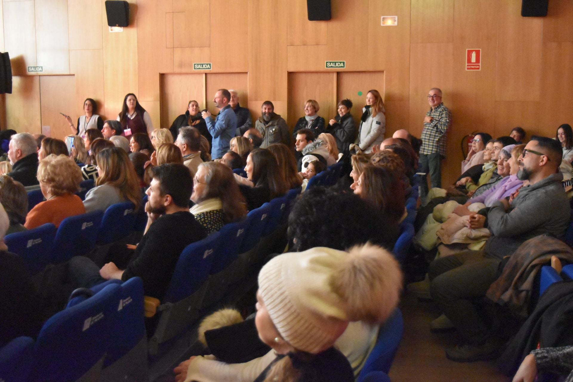 Aguilar se rinde a Luis Zahera